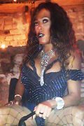 Foto Annunci Vip Mistresstrans Mestre Lady Paolina 3332910933 - 2