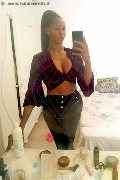 Voghera Trans Paula Lucarely 327 27 72 495 foto selfie 7