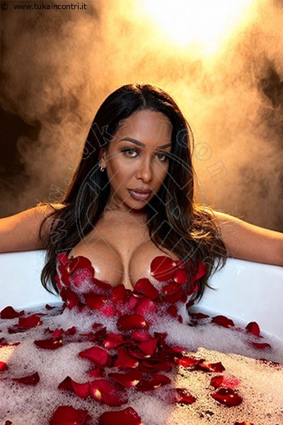 Barbara Kenps  MILANO 3886508553