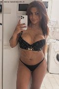 Novara Trans Escort Mirella Brasiliana 327 17 21 805 foto selfie 2